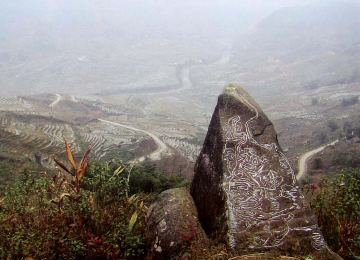 sapa_old_carved_stone_area